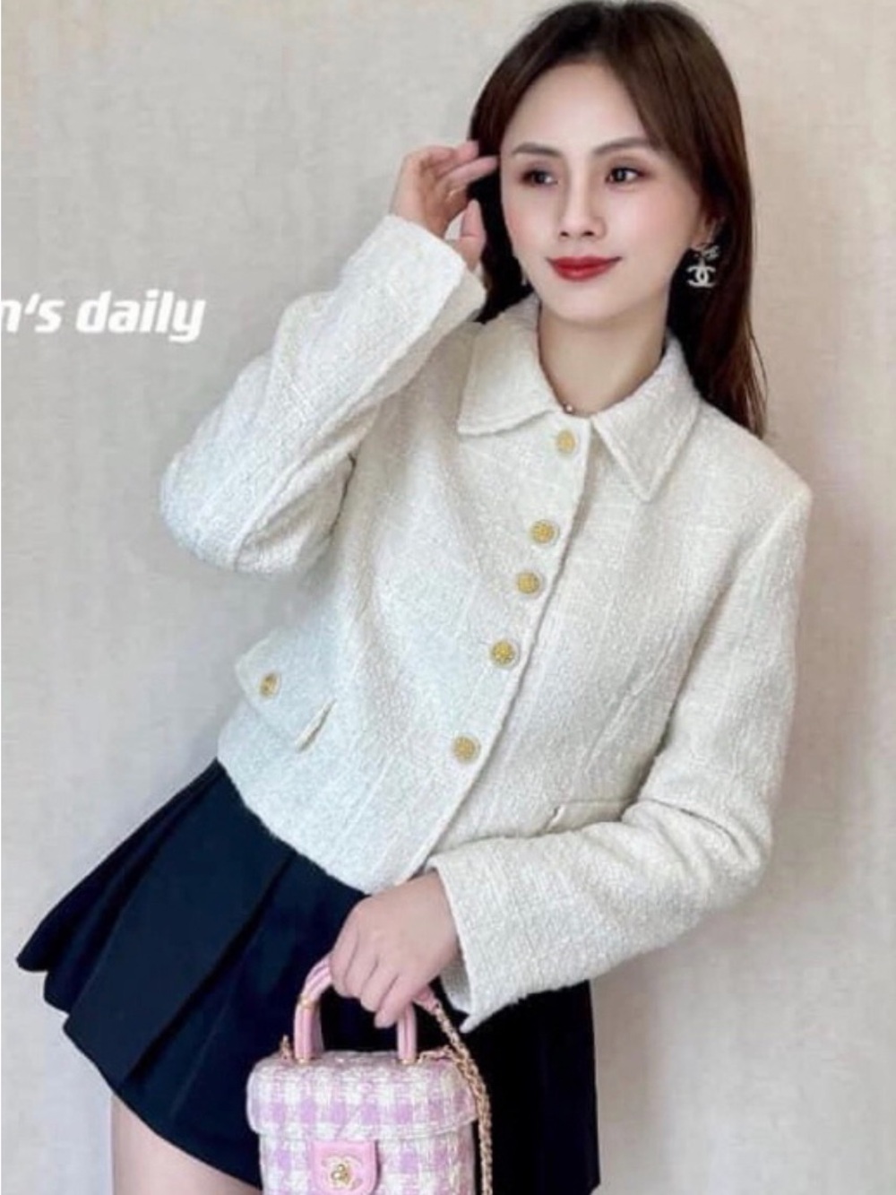 NWOT Zara Cream Bouclé Jacket with Gold Buttons
